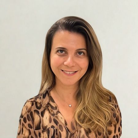 Dr Ana Lusicic
